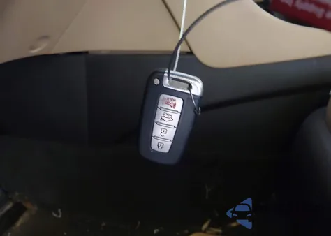 2013 Hyundai Sonata Limited из США, поврежденный, VIN 5NPEC4AC2DH650597